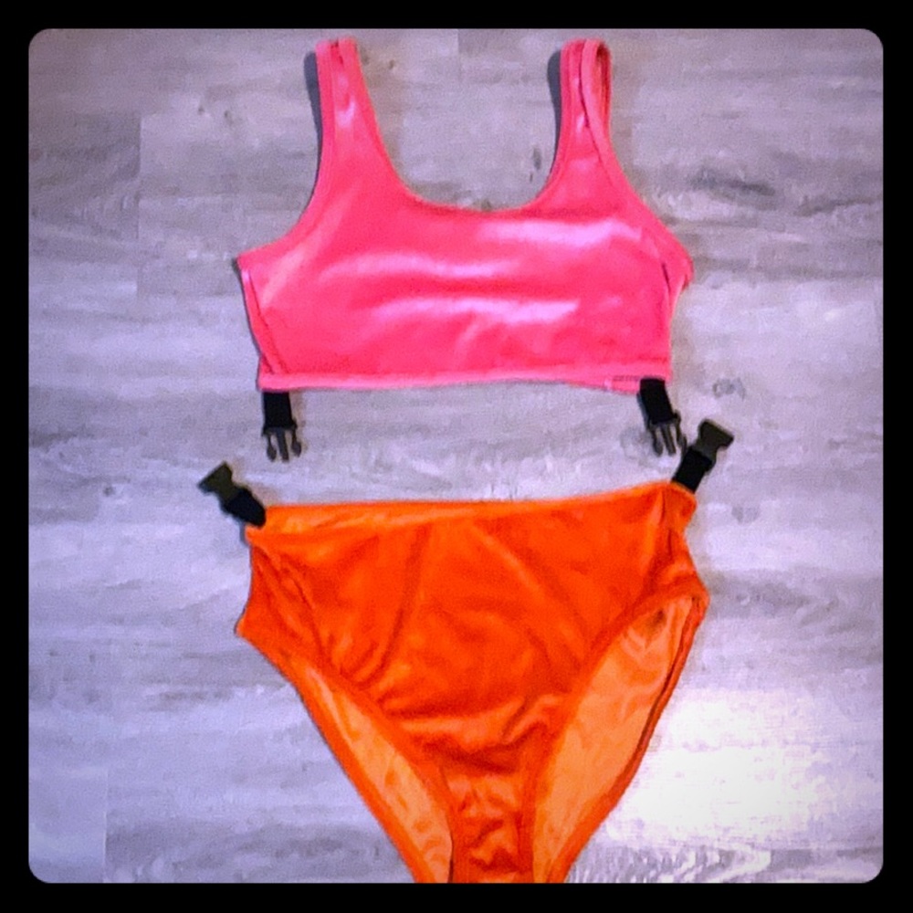 Two piece set